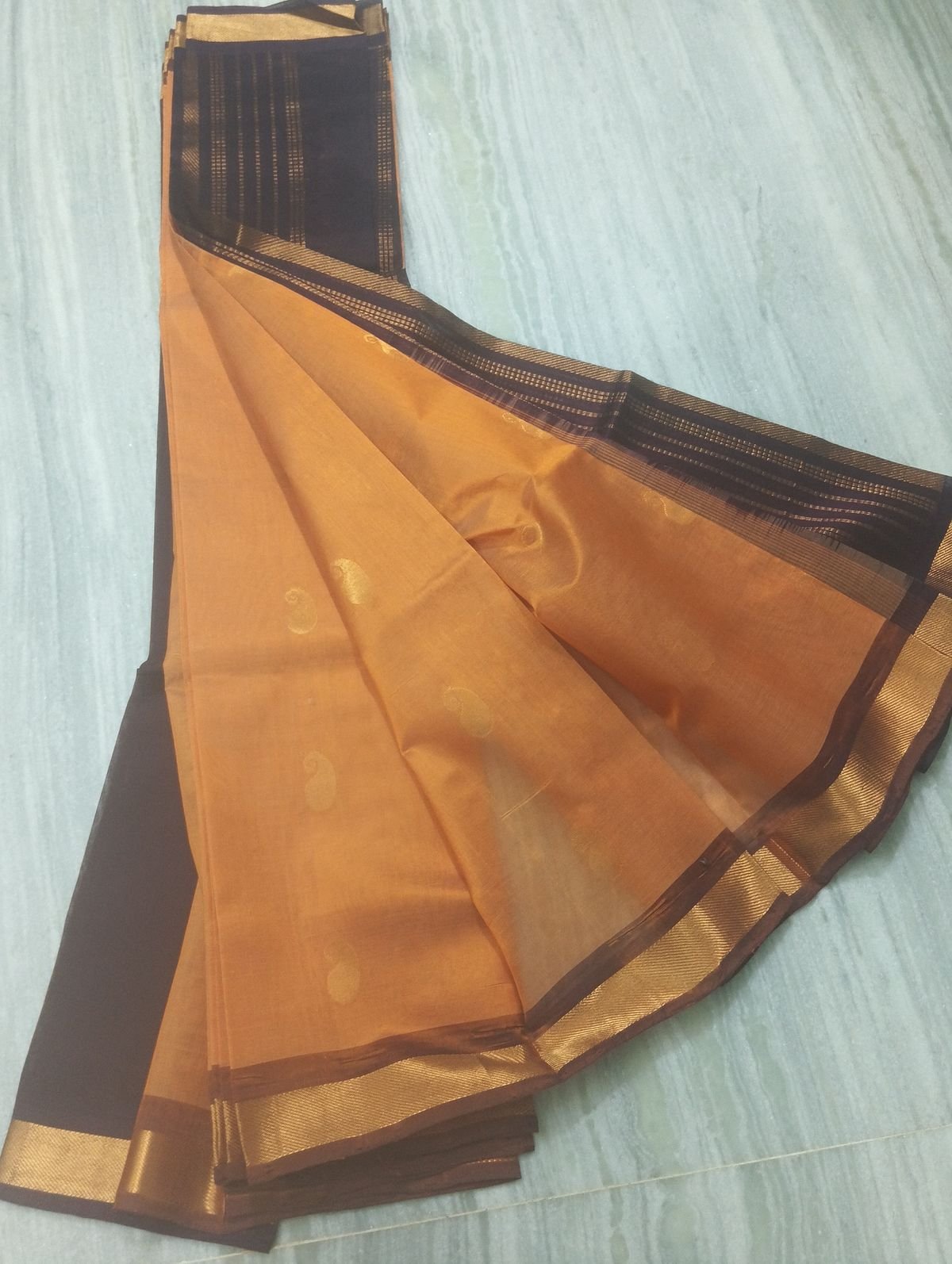 Patti buta saree